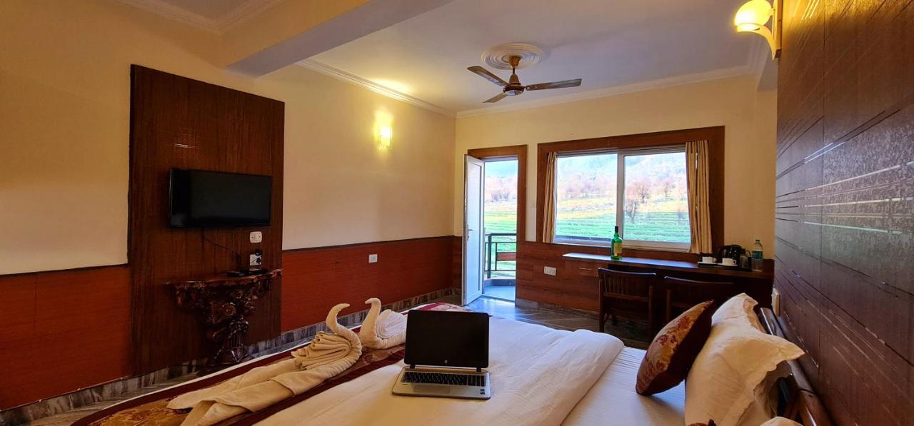 Hotel Samdupling Himalayan Brothers Дхарамсала Екстериор снимка