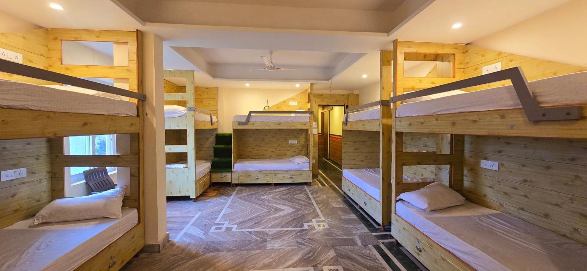 Hotel Samdupling Himalayan Brothers Дхарамсала Екстериор снимка